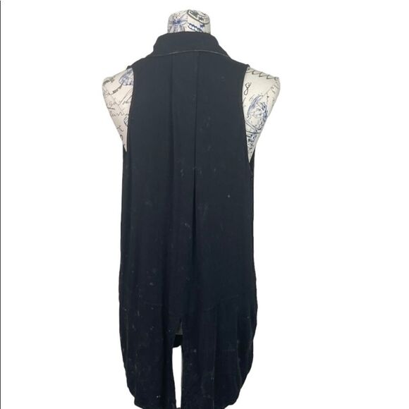BLACK Button Down Sleeveless Tunic - Picture 8 of 10